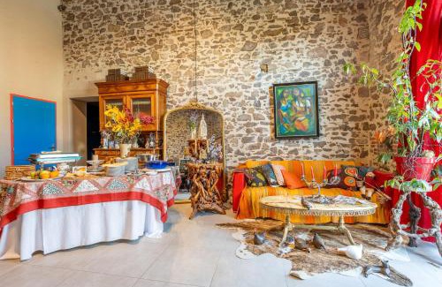 Saint-Michel-Mont-Mercure Bed & Breakfast | Les Philous Gourmands