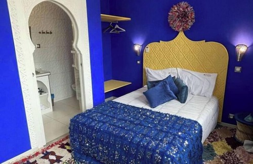 Tours House | Les portes de l'orient spa 1 Riad around the castles.