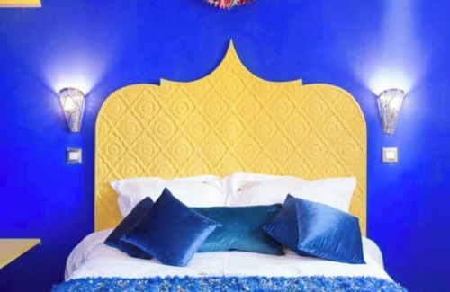 Tours House | Les portes de l'orient spa 1 Riad around the castles.