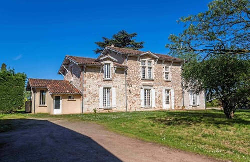 Villeneuve-sur-Lot House | Les Rives du Lot - Piscine au bord du fleuve