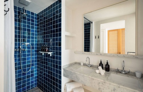 Le Dramont Hotel | Les Roches Rouges, a Beaumier hotel