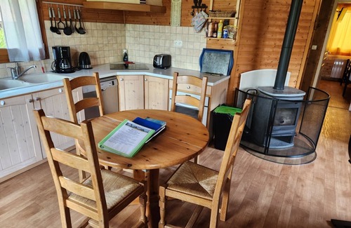 Doucier Ski Chalet | Les Silènes 1 - Chalet 3* in Doucier Lac De Chalain