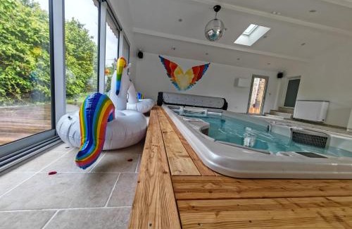 Saint-Junien Apartment | Les SPAS Insolites - Le SPA du Moulin