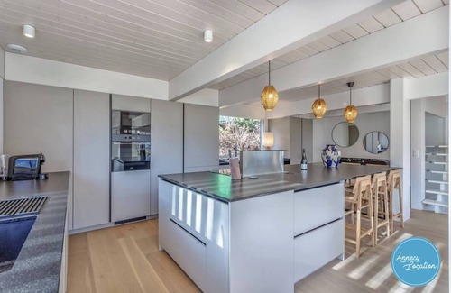 Sevrier House | Les Terrasses de la Tournette - lake and mountain view.