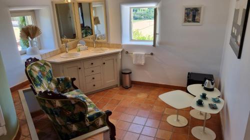 Valaurie Bed & Breakfast | Les Toits de Valaurie