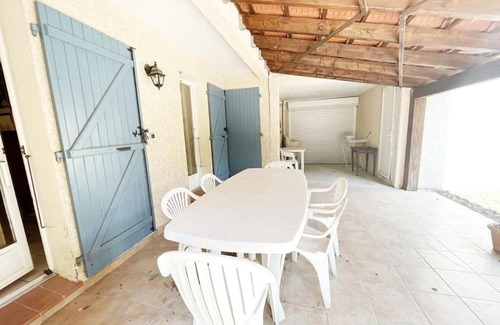 Saint-Andre House | Les Vignes Gite 16 personnes