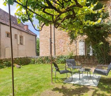 Gourdon Apartment | Les Viguiers - Clos Lacam - Centre-ville - Dog friendly