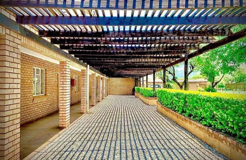 Greater Tubatse Hotel | Lesolo Lodge