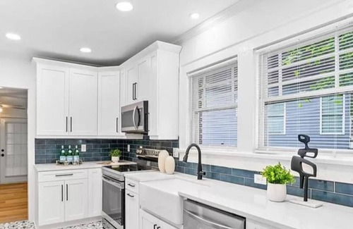 Sylvan Hills House | Less than 10miles from Downtown/Early Checkin-Subject to availability/Pool table