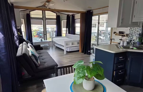 Sherkston Cottage | Let's create Memories where FUN is LIFE at Sherkston Shores Resort.