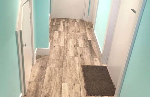 Pinkwell Apartment | Letzi private en-suite, Near Heathrow Airport T3