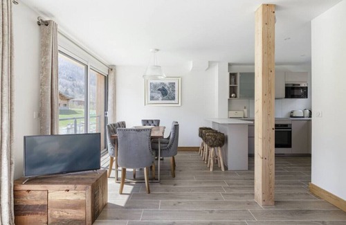 Les Bossons Ski Chalet | Levant - Chalet Moderne 6pax | Views | Terraces | Comfort