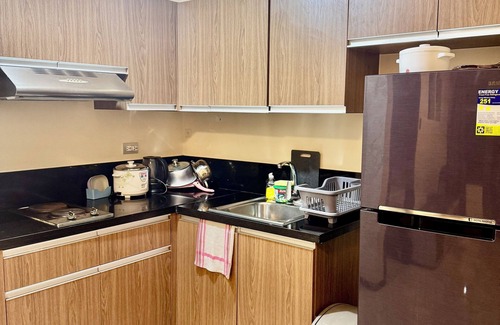 Barangay 76 Condo | Levi & Moon’s Relax and Chill