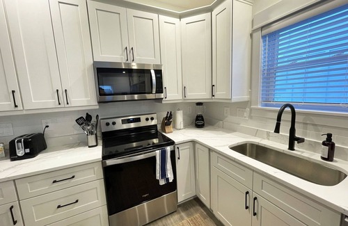 Corolla Village Condo | Lewis Villa - Beach Living in Corolla's Heart