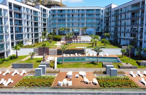 Sao Martinho Apartment | Lexus Avenue by LovelyStay