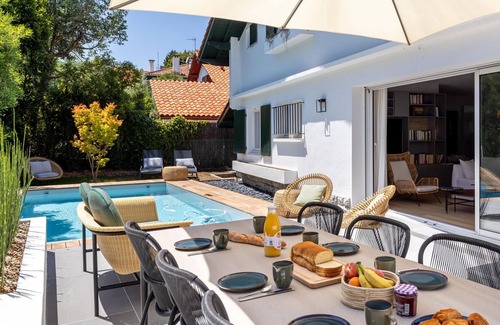 Guethary House | LEYORRA - House in Guéthary, swimming pool -Barnes