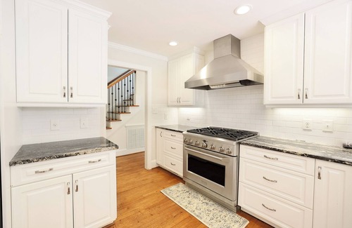 North Garrett Road House | Lg Pool House w/Hot Tub Central to RTP*Pool Open*