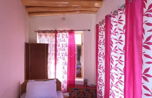 Leh House | Lhachik Guest House