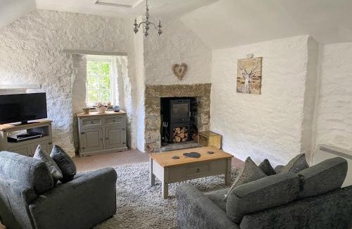Liskeard House | Liam Cottage - Cv13