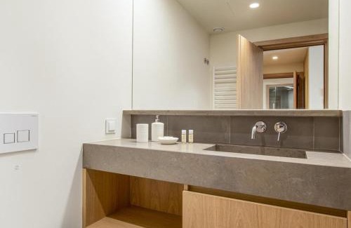 Santo Antonio Apartment | Liberdade Superb Apt with AC Elevator Garage