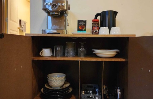 Saskatoon House | Licensed spacious cozy private basement suite