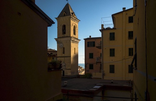 Manarola Apartment | Liersena Sea View Mini Villa with AC