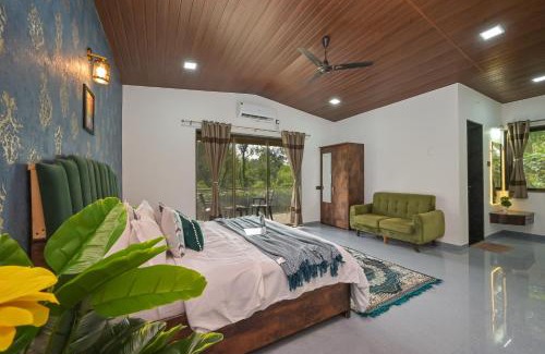 Lonavala House | Lifeline Villas - Exquisite Pawna Lakeview Estate with Expansive Infinity Pool