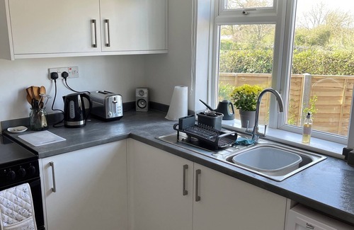 Midhurst House | Light and Spacious Country Accomodation