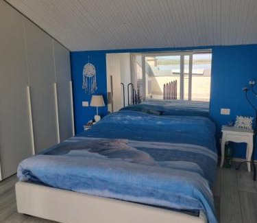 Dormelletto Apartment | Light Blu House