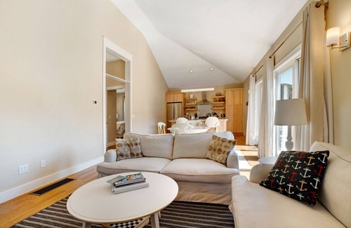 Katama House | Light-Filled Romantic Cottage Close to Village, Beach, Bike Path, Nature Trails