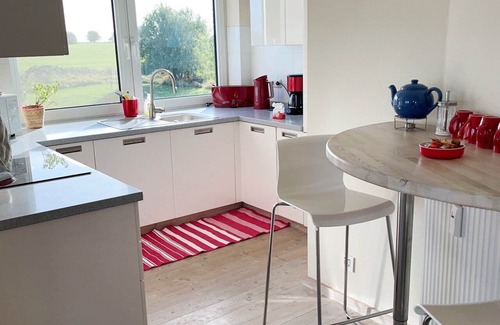 Hohen Wieschendorf Apartment | Light-flooded apartment with private sauna! Beach walking distance, with dog!