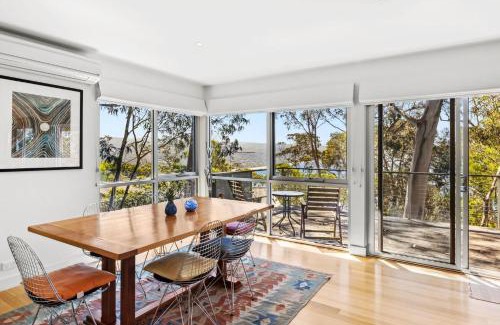Lorne House | Light House