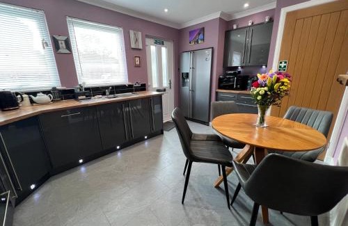 Cullen Apartment | Lighthouse Cottage Cullen