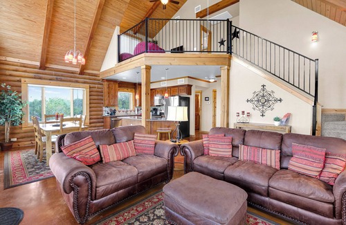 Johnson City House | Lighthouse Hill Ranch - Log Home - situated on 2001 acres!