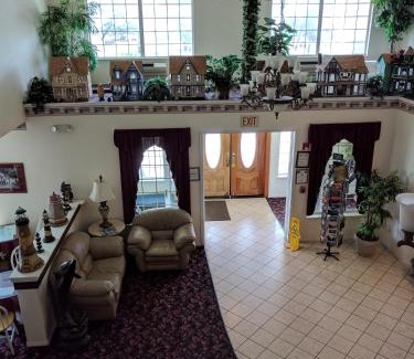 Crescent City Hotel | Lighthouse Inn