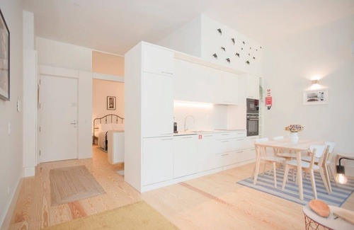 Centro / Baixa Apartment | Liiiving in Porto - Haven Pool Apartment