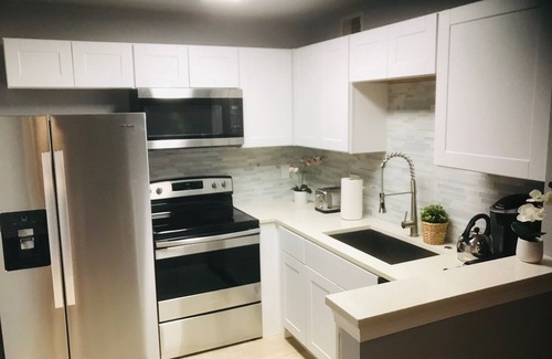 Far North Dallas Condo | Like home! Fully Furnished, Professional Condo!