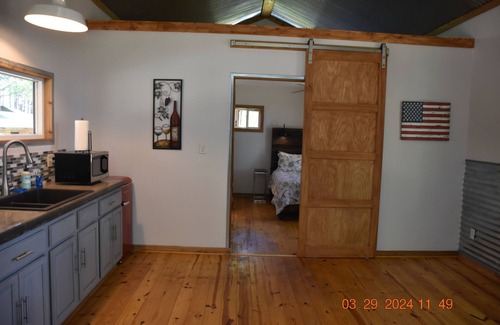 Canton Cabin | Lil' Cabin In The Woods