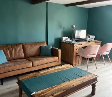 Camaret-sur-Aigues Villa | Lila Mas