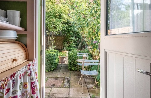 Wenhaston Apartment | Lilac Cottage, Wenhaston