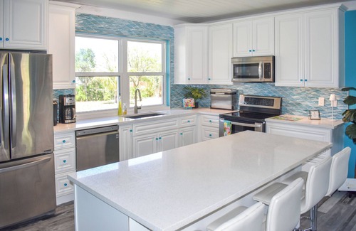 Treasure Cay House | Lillian's Bungalows - Ground Floor Retreat