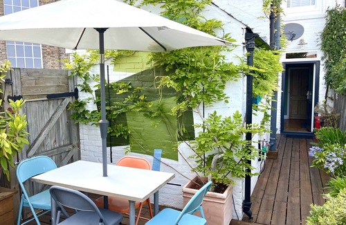 Whitstable House | Lilly Cottage - Fisherman's Cottage Whitstable