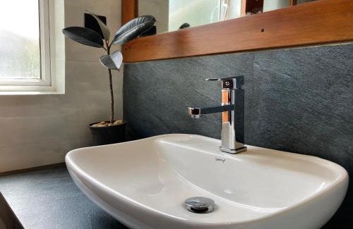 Nuwara Eliya House | Lily Bank Cottage