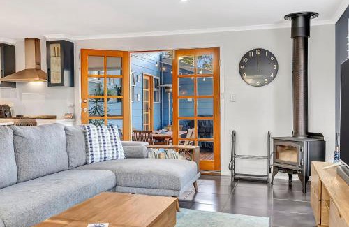 McLaren Vale House | 'Lily-Rose Cottage' A McLaren Vale Family Hideaway