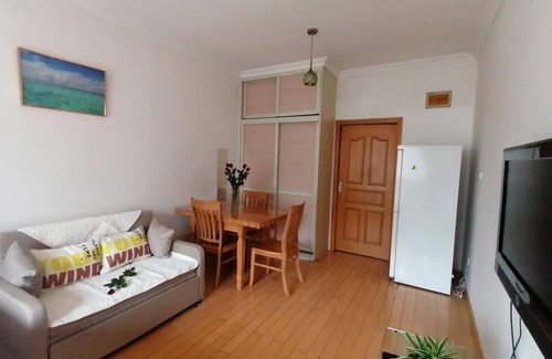 Jing'an Apartment | Lilys home Jingan Temple