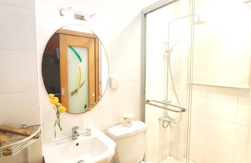 Jing'an Apartment | Lilys home Jingan Temple