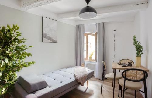 Zwickau Apartment | Limehome Zwickau Hauptmarkt