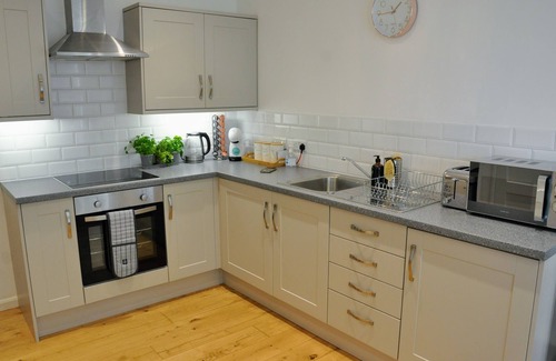 Wellington Apartment | Limekiln - Immaculate Serviced Apartment