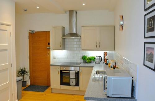 Wellington Apartment | Limekiln - Immaculate Serviced Apartment