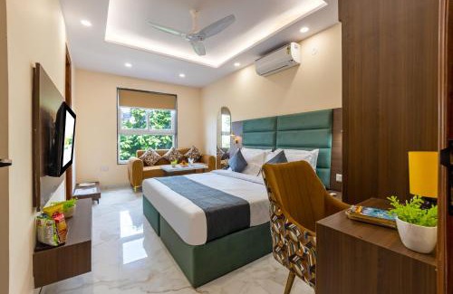 Gurugram Hotel | Limewood Stay Service Apartment 1BHK - Millennium City Centre